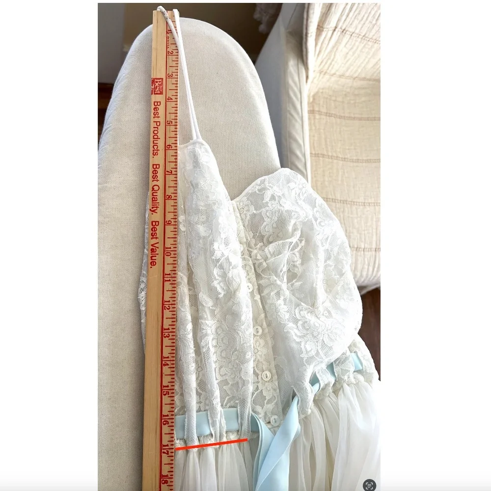 Vintage Peignoir Negligee Set Robe and Gown by Eyeful by The Flaums in Ivory - M